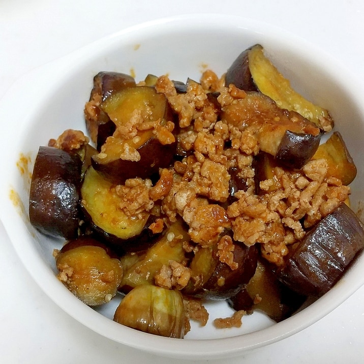 茄子とひき肉のハリッサ炒め++
